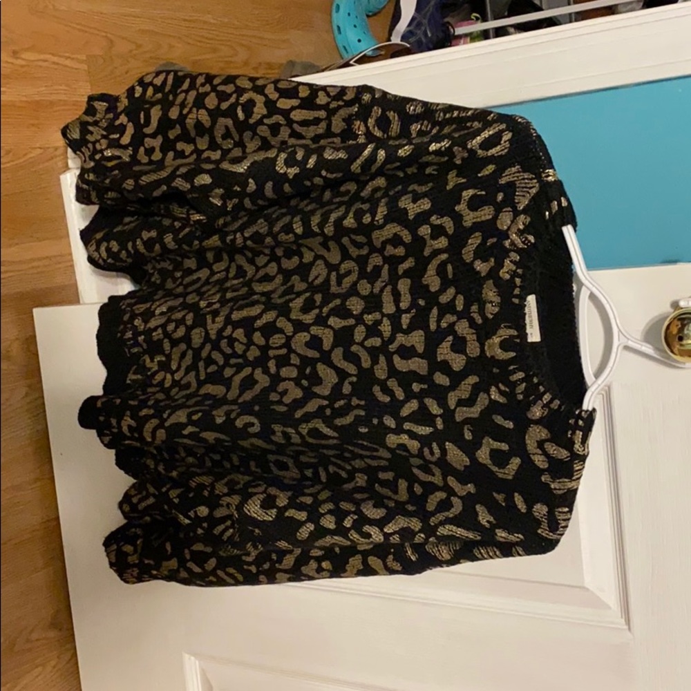 Black and gold leopard print sweater